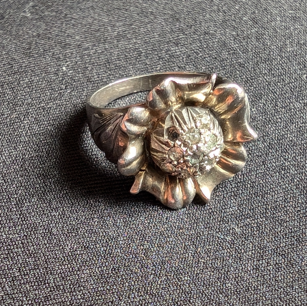 Vintage Sterling Silver Floral Statement Ring | Size 6.5 - Picture 2 of 4